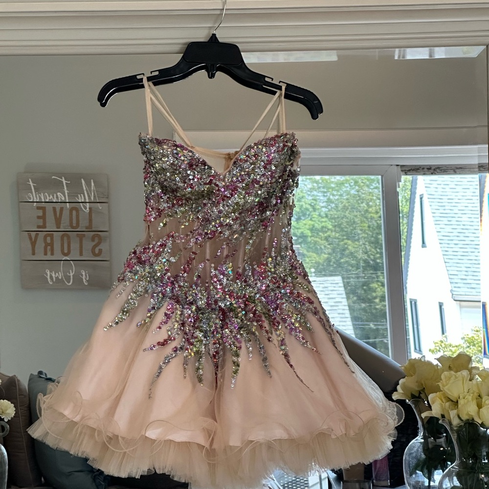 Jovani size 12 sequin fun party dress for woman or teens .